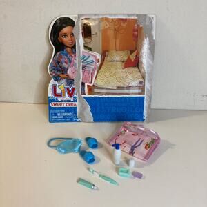 Spin Master 12" LIV Doll Sweet Dreams Accessory Set (2010) Complete EUC